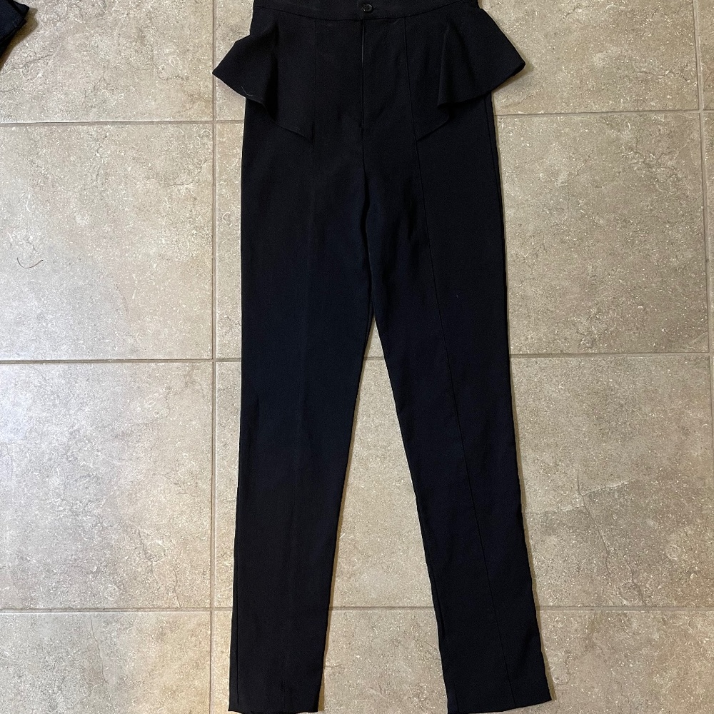 Guess Black Legging  Size Small!